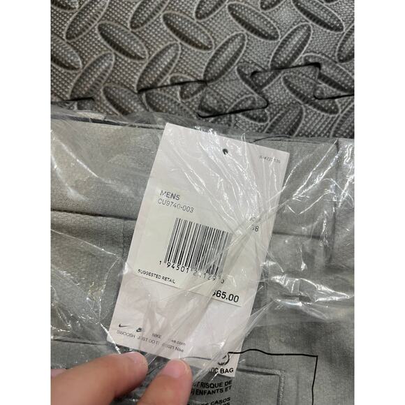 Nike Men's Standard Flex Hybrid Golf Shorts Gray Size 38 Athletic (CU9740-003) - Picture 3 of 4